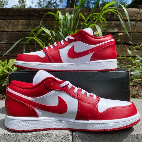 Jordan 1 Low Gym Red - Picture 2 of 7